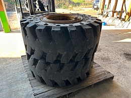 CATERPILLAR Used Parts Tires -