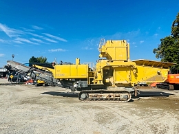 KOMATSU Wood chippers/Crushers BZ200-1 1999