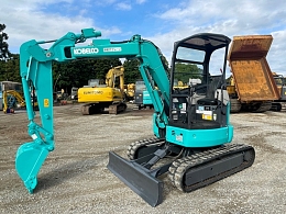 KOBELCO Mini excavators SK38UR-6 2015