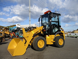 CATERPILLAR Wheel loaders 901C2 2017