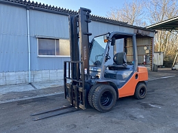 TOYOTA Forklifts 52-8FD30 2007