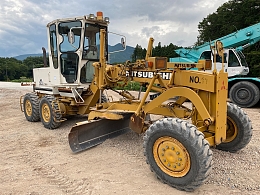 MITSUBISHI HEAVY INDUSTRIES Graders MG230 1991