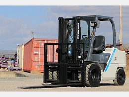 UNICARRIERS Forklifts FD30T5 2016