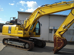 KOMATSU Excavators PC200-11 2022