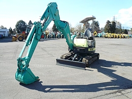 ヤンマー ミニ油圧ショベル(ミニユンボ) B3-6A 2010年