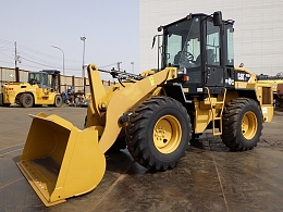 CATERPILLAR Wheel loaders 910H 2008