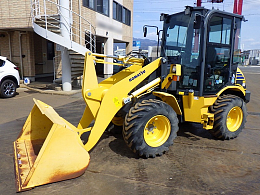 コマツ WA40-3E0 | 北海道のタイヤショベル(ホイールローダー