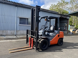 トヨタ フォークリフト 8FD25 2007年