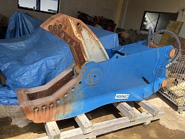 オカダアイヨン アタッチメント(建設機械) 木材切断機 -