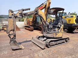 Caterpillar Mini油圧ショベル(Mini Excavator) 030E SR 202005