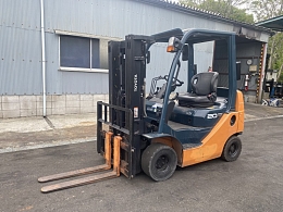 Toyota forklift 8FGKL20 2012