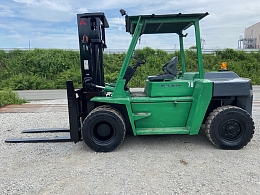 三菱 フォークリフト FD70 2004年