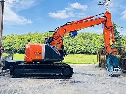 日立建機 油圧ショベル(ユンボ) ZX135US-3 2011年