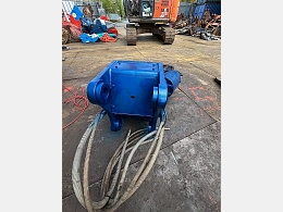 オカダアイヨン 大割機 | 大阪府のアタッチメント(建設機械