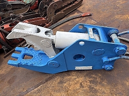 オカダアイヨン アタッチメント(建設機械) 小割機 -