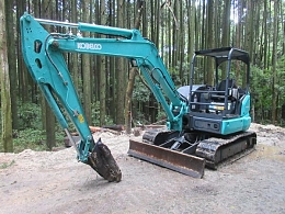 コベルコ SK55SR (引越しのため最終値下げ) Yahoo!オークション - 平成30年式 コベルコ SK55SR-6E 5.5t