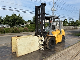 TCM フォークリフト FD40C9 2004年