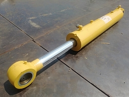 KOMATSU Used Parts Cylinder -