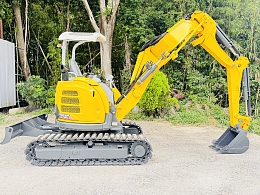 YANMAR Mini excavators B3-6A 2012