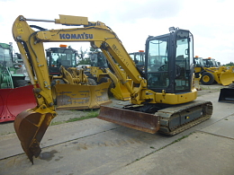KOMATSU　コマツ　PC45　ミニパワーショベル PC45MR-5 後方超小旋回型｜商品情報｜コマツカスタマーサポート