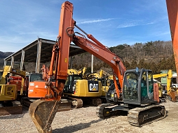 135を3本　113を3本　250を3本 日立建機 ZX135US-3（油圧ショベル(ユンボ)）のカタログ