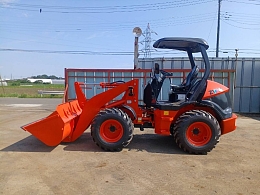 新品、未使用　HITACHI　ZW220 1/50 ホイールローダー Amazon.co.jp: 日立建機 1/50 HITACHI ZW310 ホイールローダー