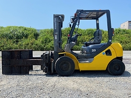 コマツ フォークリフト FG20T-17 2012年