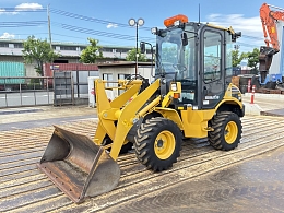 KOMATSU Wheel loaders WA30-6E0 2019