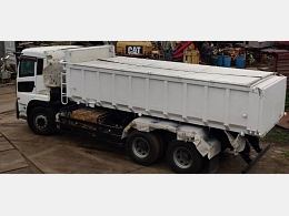 日産 ダンプ車 BKG-AKR85AD 2011年