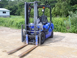 コマツ フォークリフト FG25T-17 2014年