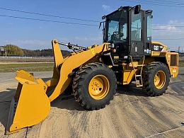 CATERPILLAR Wheel loaders 910H 2008