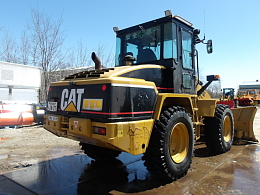 キャタピラー タイヤショベル(ホイールローダー) 914G 2000年