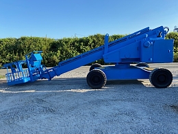 AICHI Aerial work Platforms (self-propelled) SP150 -