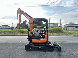 HITACHI Mini excavators ZX30U-5B -