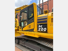 ★コマツ★パワーショベル★ユンボ★KOMATSU★非売品★PC210 コマツ PC210-11 ユンボ（油圧ショベル）0.7クラス～ 愛知県中古