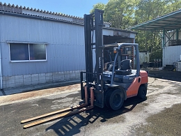 TOYOTA Forklifts 02-8FD30 2017