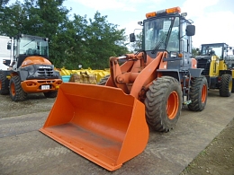 日立建機 LX70-7（タイヤショベル(ホイールローダー)）の