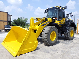 KOMATSU Wheel loaders WA380-8 2018