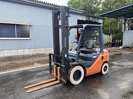 TOYOTA Forklifts 02-8FG25 2009