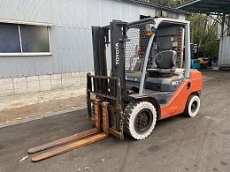 TOYOTA Forklifts 02-8FDL30 2015