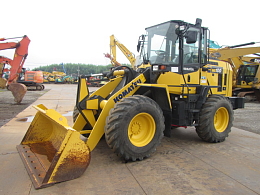 コマツ WA100-8 価格は本文に記載