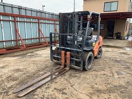 TOYOTA Forklifts 50-8FD30 2013