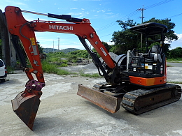 日立建機 ミニ油圧ショベル(ミニユンボ) ZX40U-5B 2020年