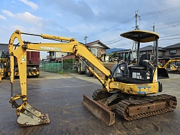 コマツ ミニ油圧ショベル(ミニユンボ) PC35MR-2 2004年