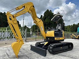 ヤンマー ミニ油圧ショベル(ミニユンボ) B4-6A 2009年