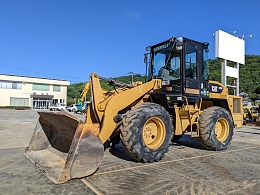 CATERPILLAR Wheel loaders 910H 2011