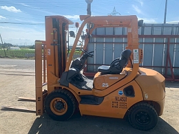 KOMATSU Forklifts FD25T-17 2015