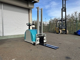TOYOTA Forklifts 3HFW9 2015