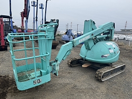 前田製作所 自走式高所作業車 HF070R 2004年