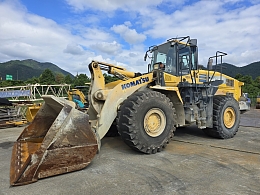 コマツ タイヤショベル(ホイールローダー) WA500-7 2016年